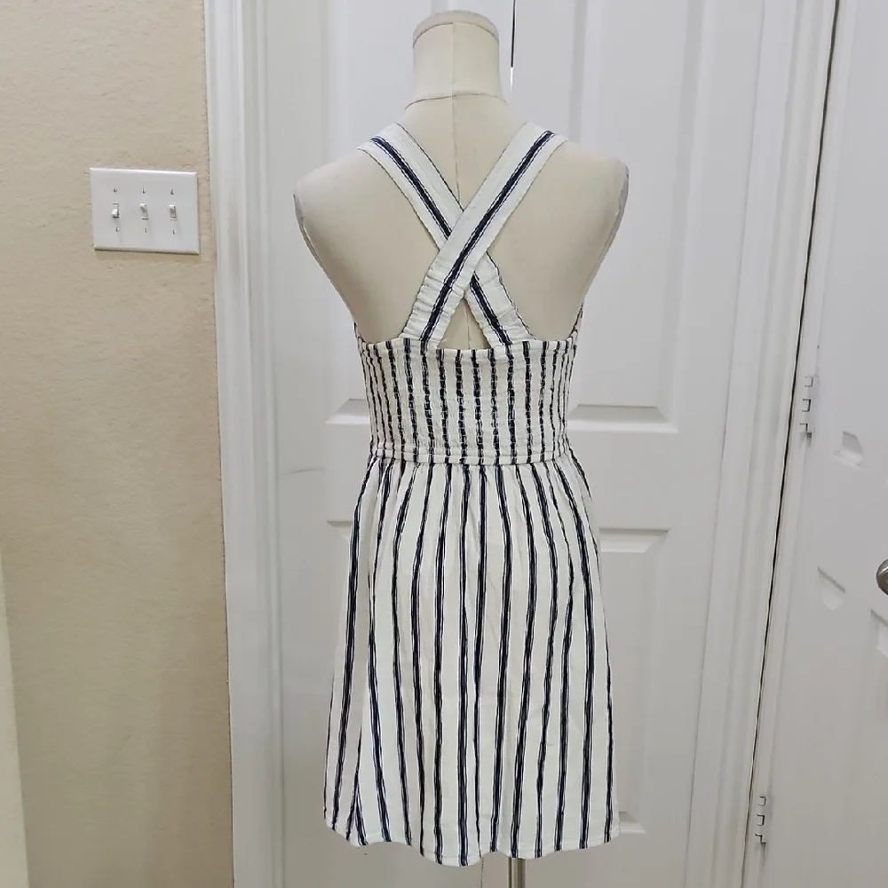 SO Juniors Sleeveless Crossback Striped Button Down Summer Dress Size Small - Picture 5 of 8